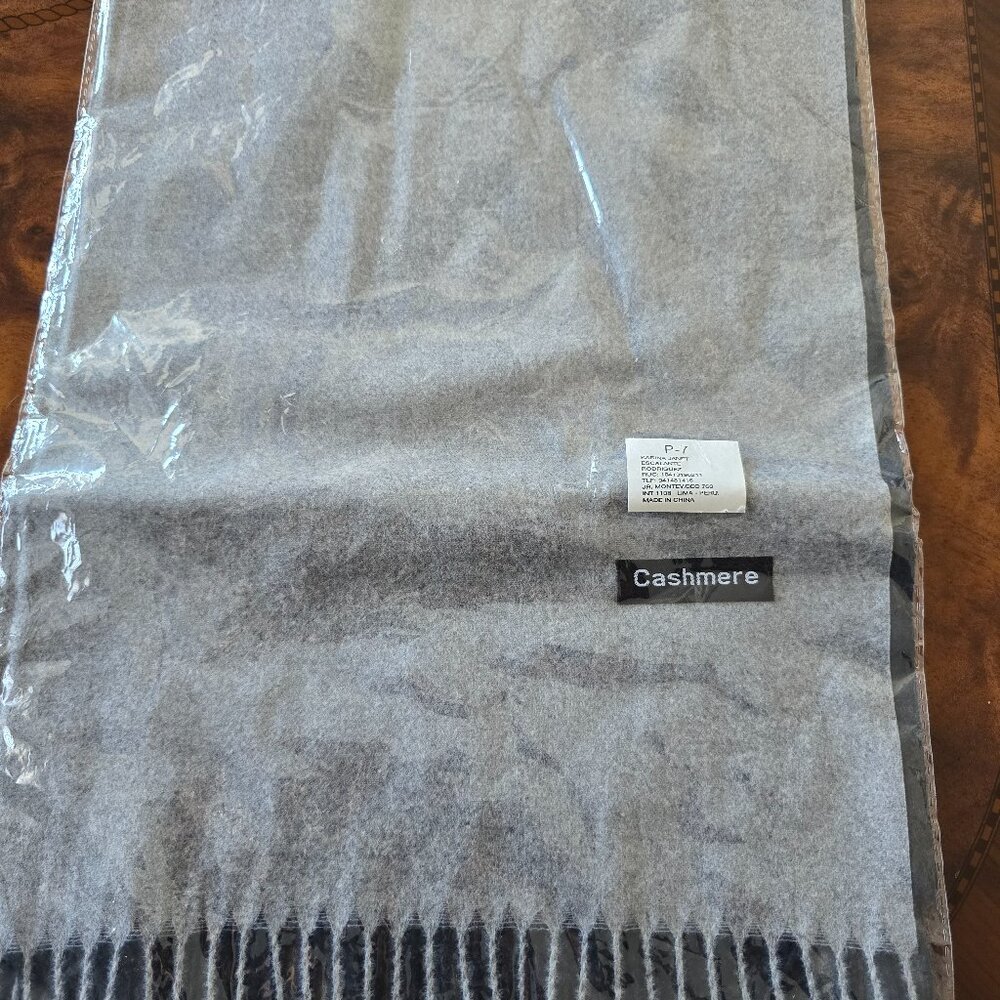 Brand new cashmere scarf
